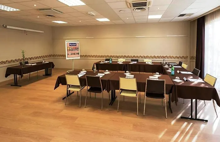 - Strasbourg - Nord By Ihg Hotel 4*